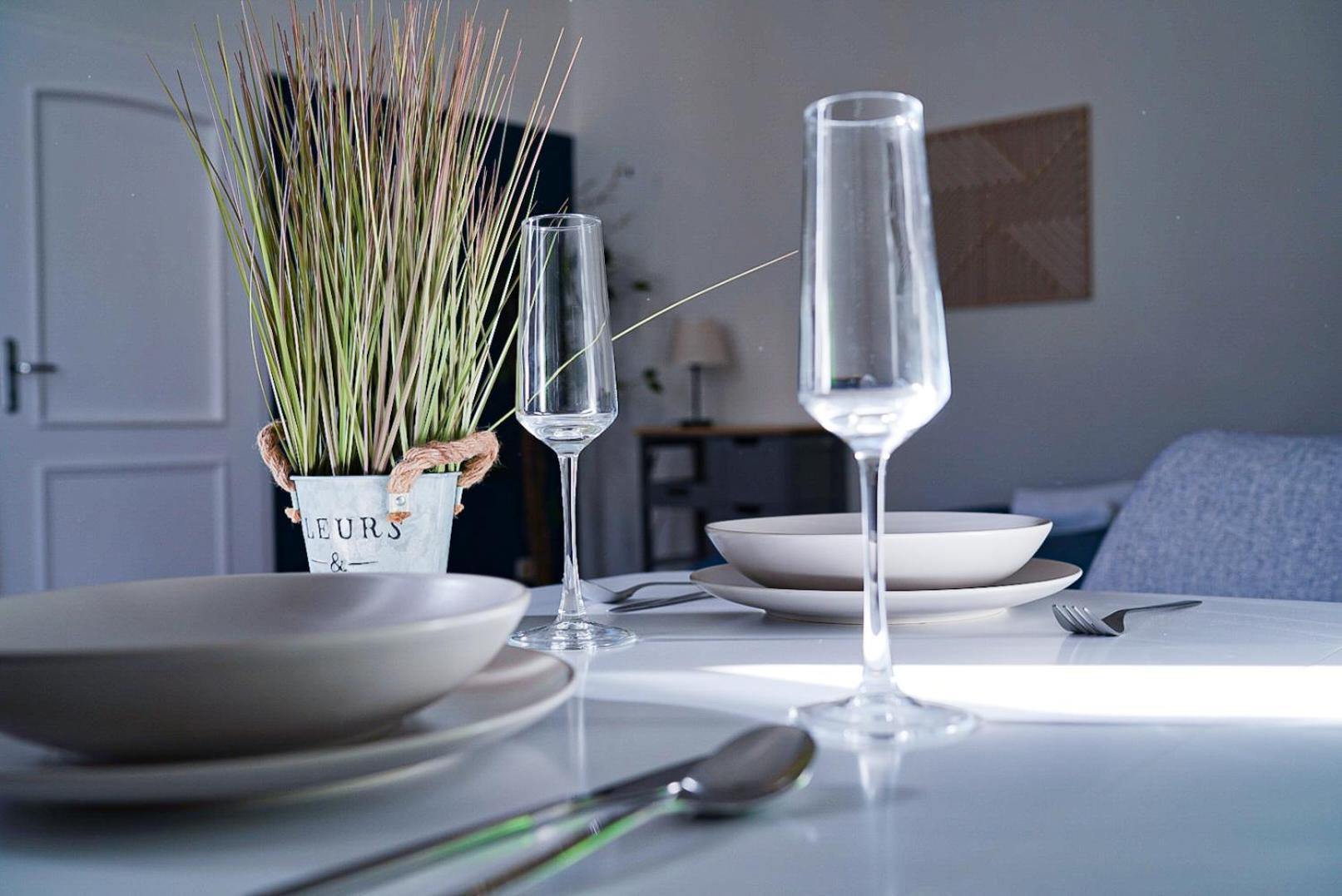 Apartment Fewostaeps- Charmanter, Moderner Juwel Plauen